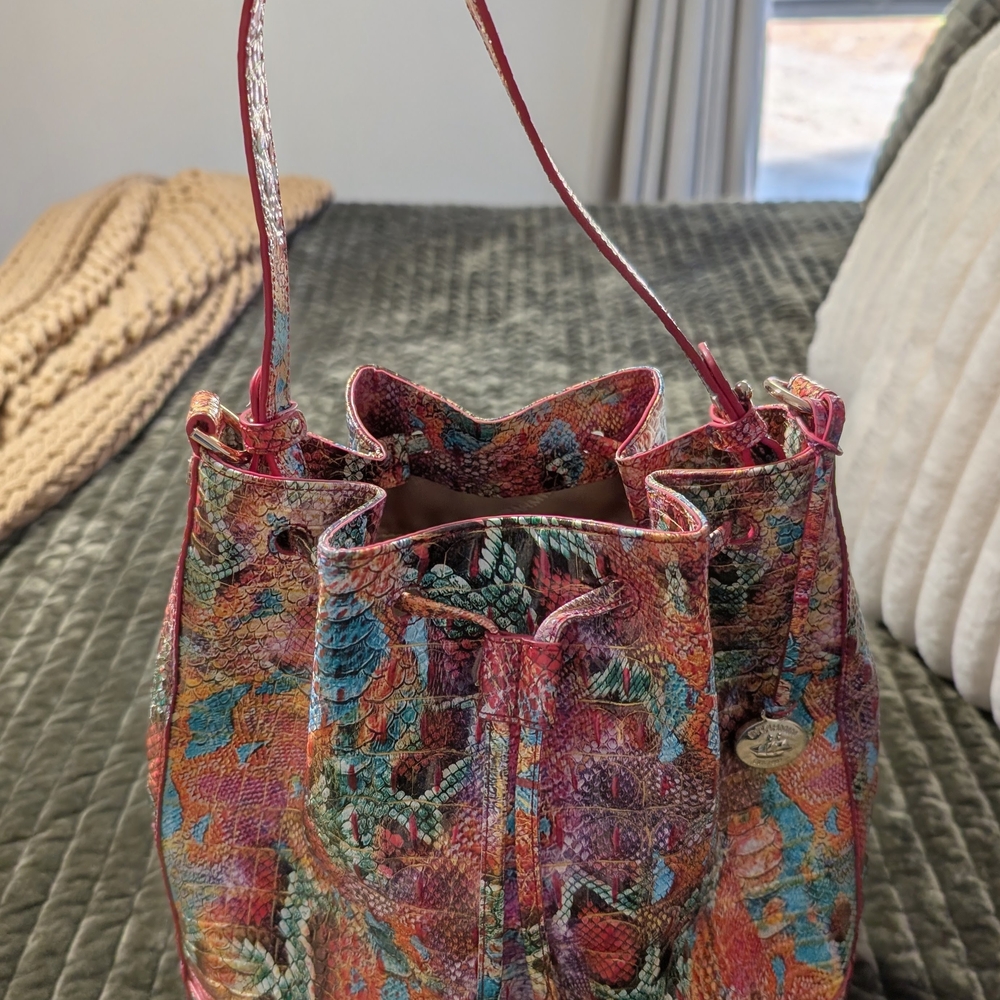 Brahmin Marlowe Reservoir Melbourne Bucket Shoulder Bag - Picture 2 of 13